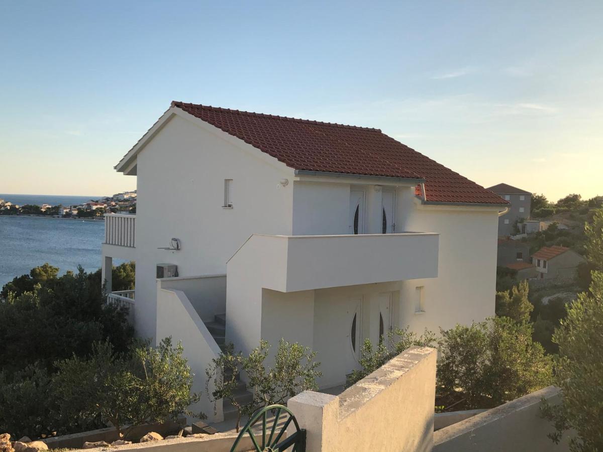 Holiday Home - Apartment Carmen Sevid Ngoại thất bức ảnh