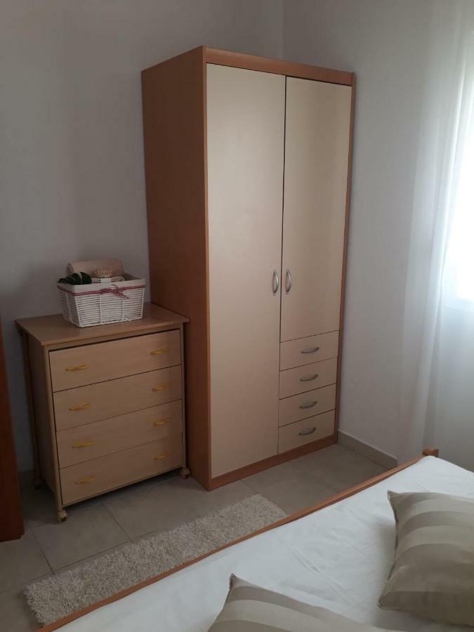 Holiday Home - Apartment Carmen Sevid Ngoại thất bức ảnh